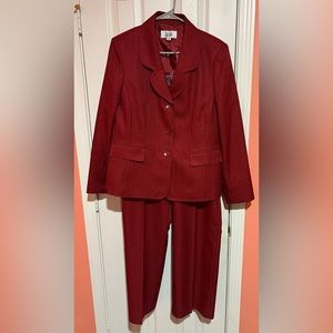 Le Suit Red Women's Suit Set with Pants Size 14